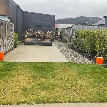 Cozy Stylish Studio Entry Off Northburn Road Wanaka Exterior foto